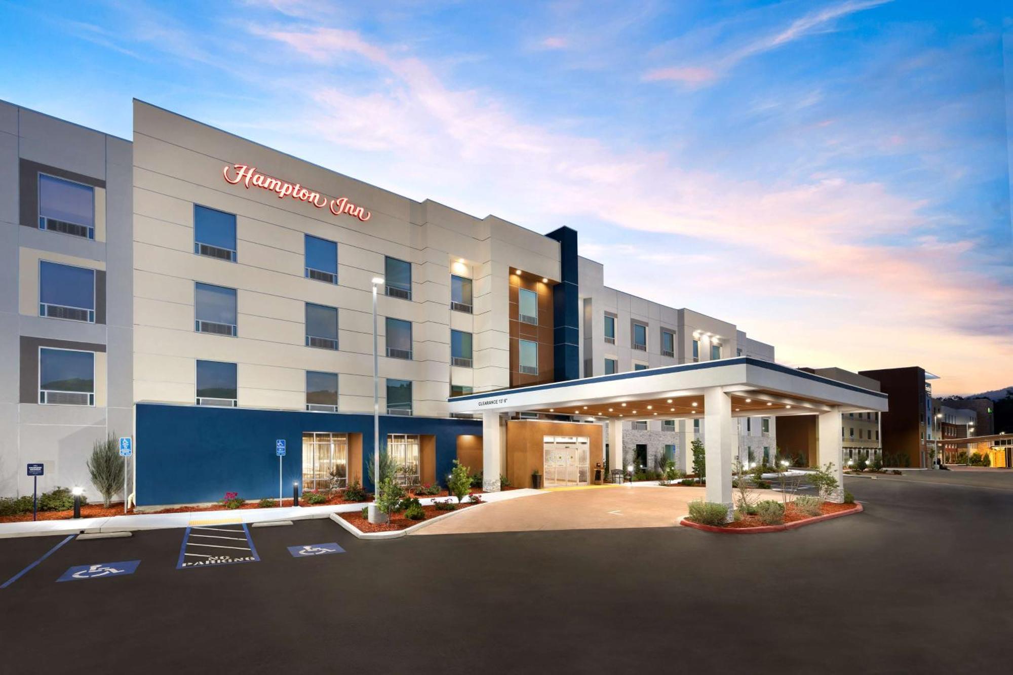 Hampton Inn Oakhurst-Yosemite Exteriör bild