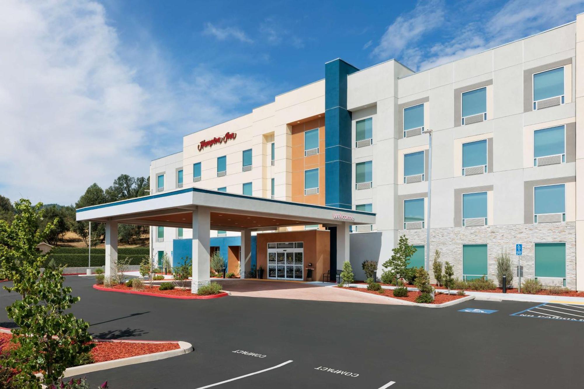 Hampton Inn Oakhurst-Yosemite Exteriör bild